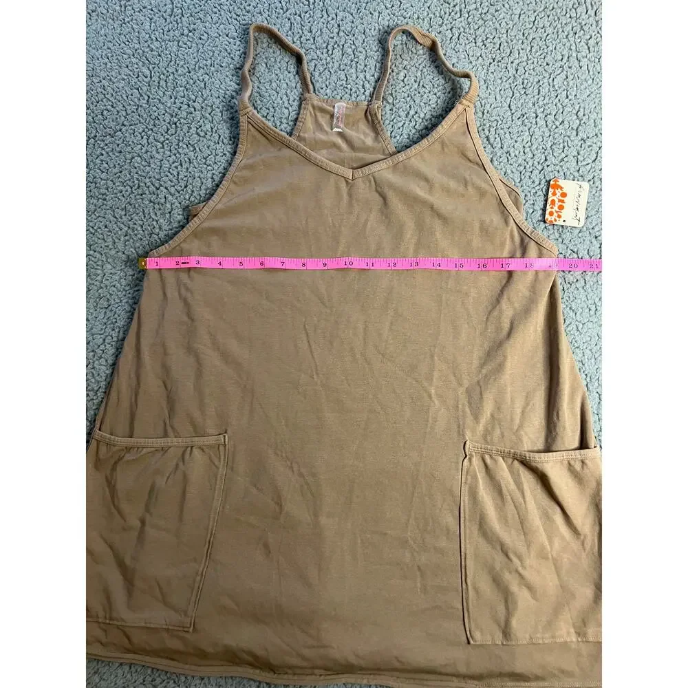 FP Movement Hot Shot V-Neck Sleeveless Patch Pocket Mini Dress Medium (B120337) - Picture 9 of 11